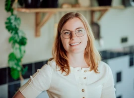 Linda Van Zonsbeek 1, Kleur Linda Van Zonsbeek 1, Kleur